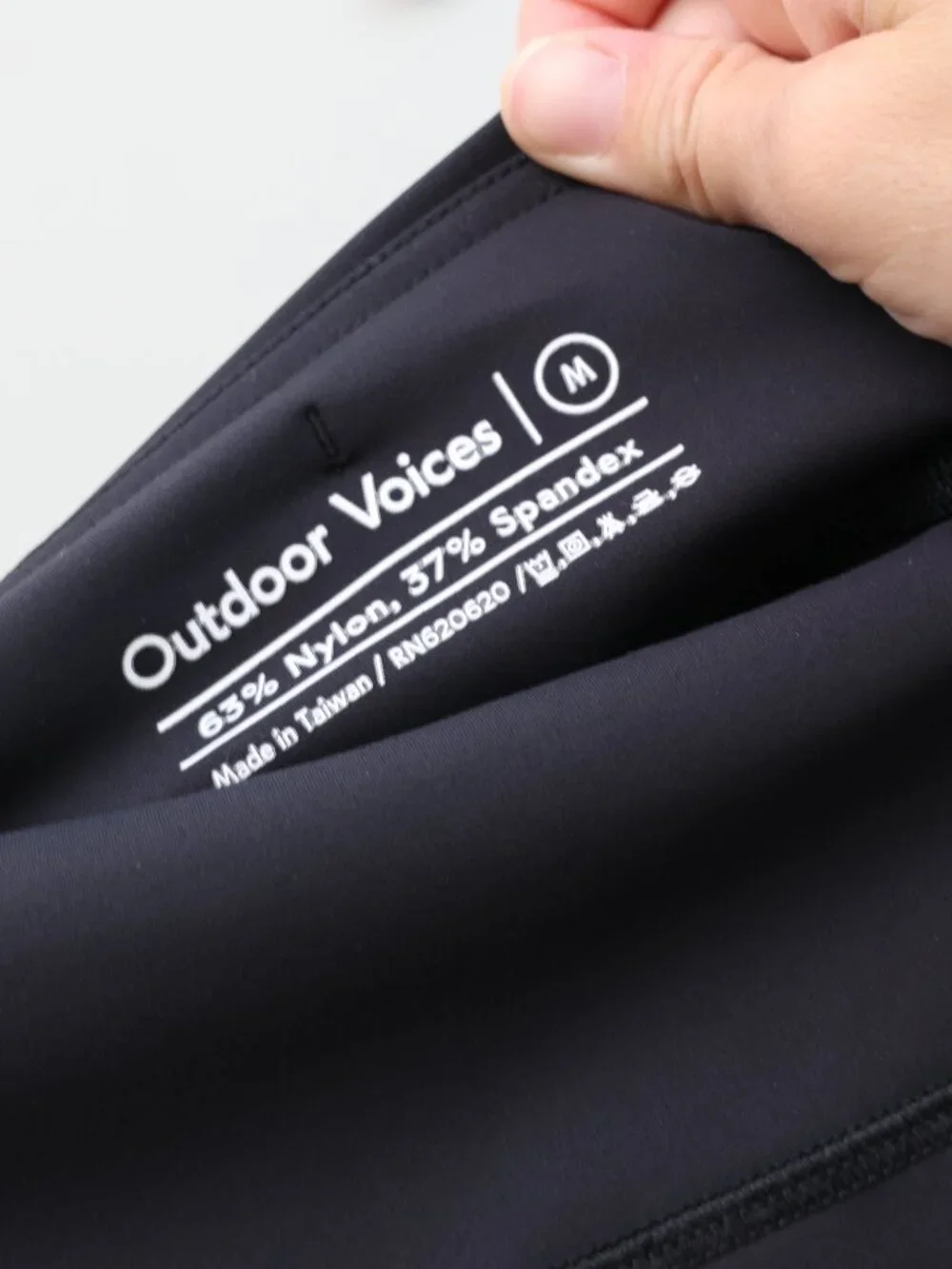 Outdoor Voices Black 3.5